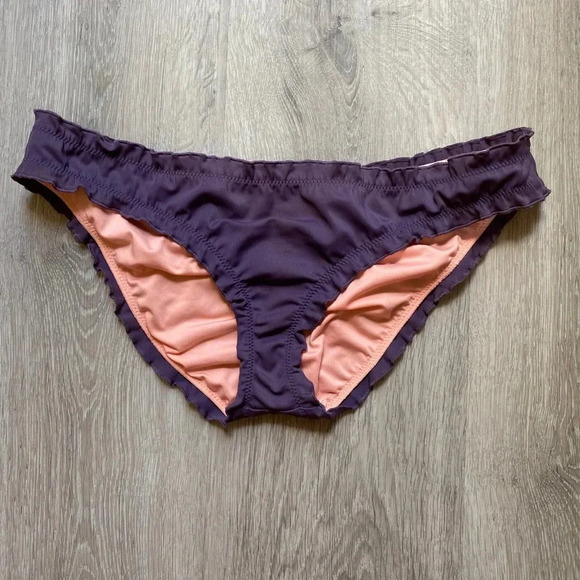 Victoria's Secret Other - Victoria’s Secret Ruffle Cheeky Bikini Bottoms Sm